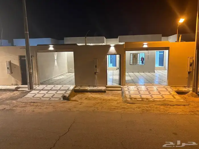 للبيع 3 استراحات بمساحة 500م درة المليدا 0