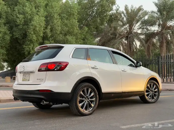 مازدا CX9 2015 ( فل كامل بحالة الوكالة ) 10
