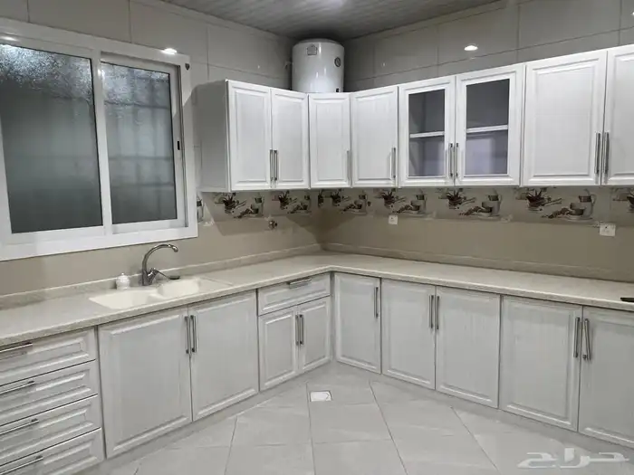 شقة للإيجار الباحه الوهده 7