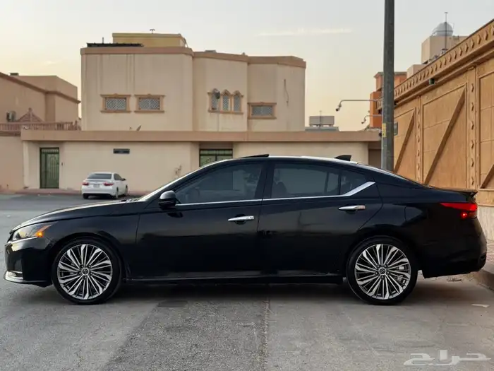 التيما 2025 نص فل تم البيع 5