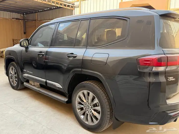 لاندكروزر 2024 1