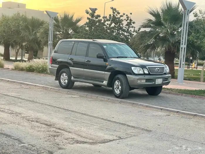 جيب لجزز 470 موديل 2002 8