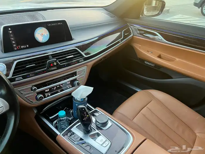 بي ام دبليو 730Li 2018 (بحالة ممتازة) 12