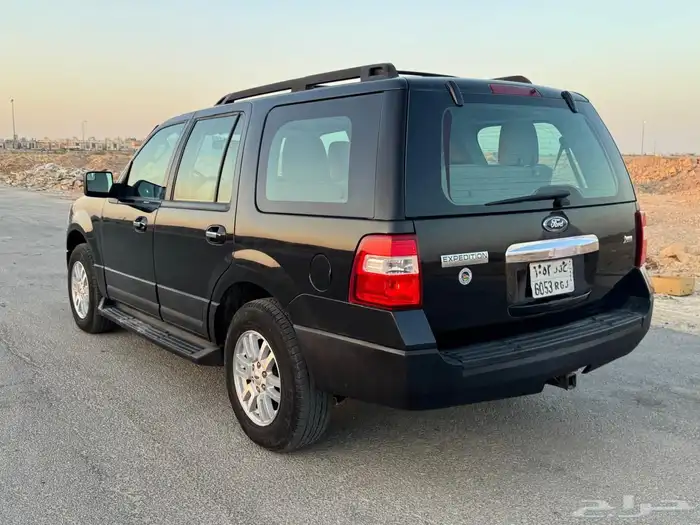 فورد اكسبديشن 9