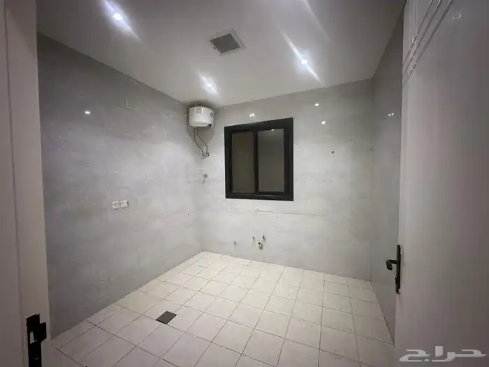 شقه للايجار حي الرمال 15