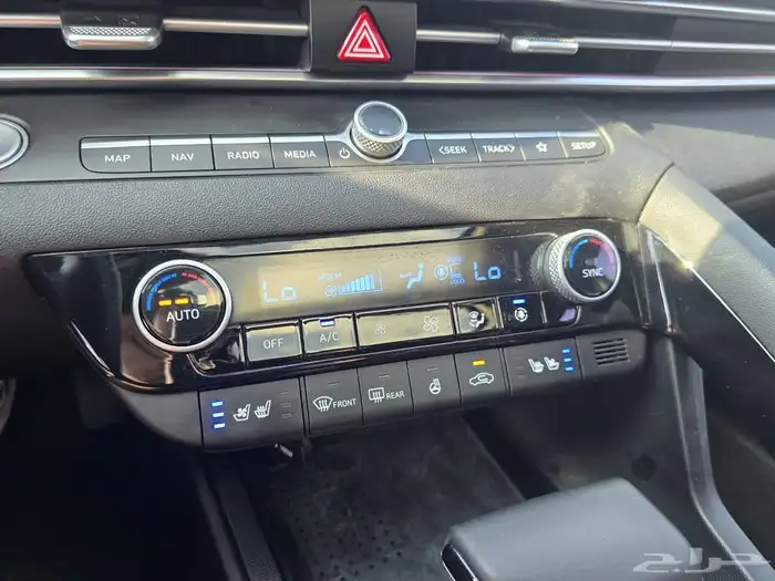 اللنترا 2021 بنزين فل كامل اعلى فئه 12