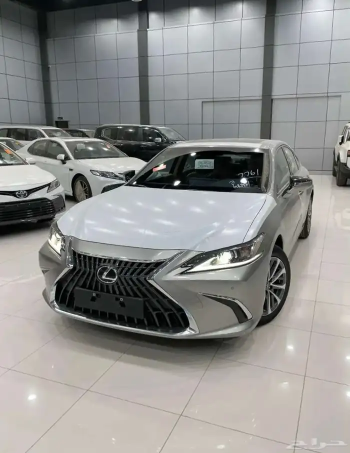 لكزس ES 2025 جميع الفئات كاش واقساط بنوك 30