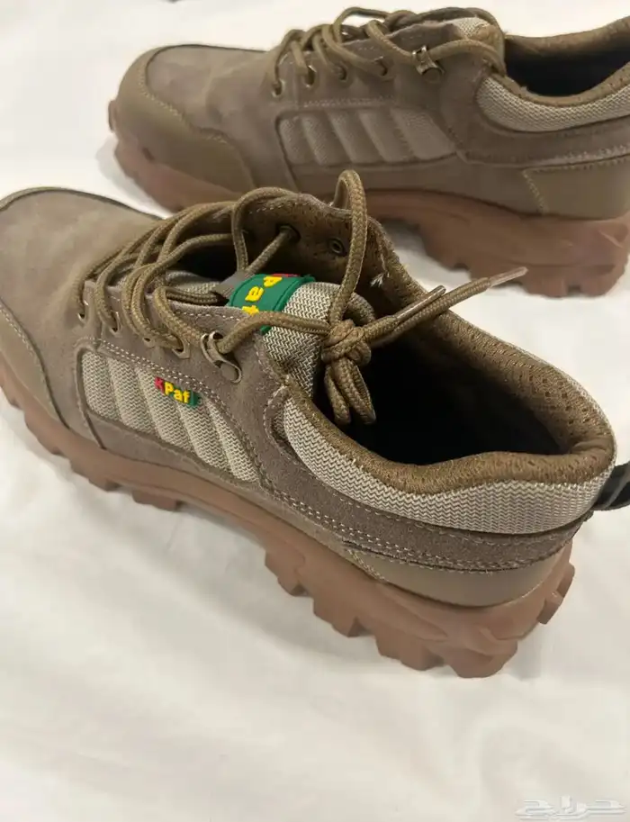 جزمه الله يكرمكم للبيع مالبستهن نهائي نهائي لصقات فيها جوه 0