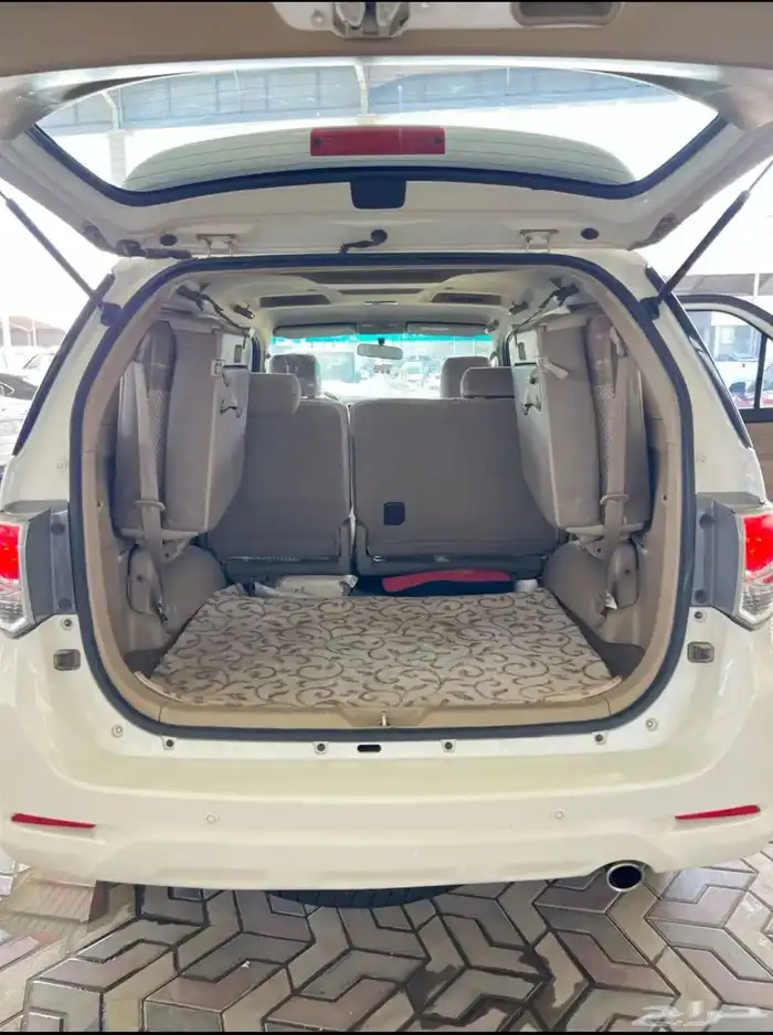 تويوتا فورتشنر 2014 سعودي 4 سلندر دبل ماشي 65 الف 5