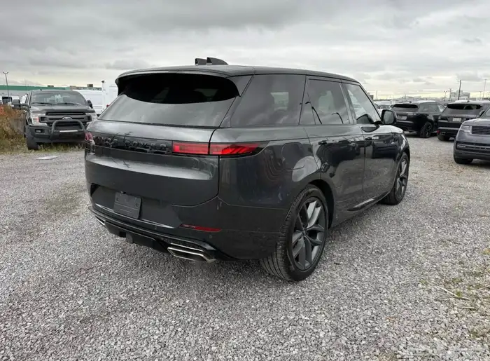 رنج روفر سبورت 2024 HSE P400 2