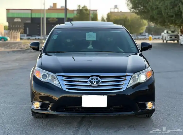تويوتا افالون 2011 13