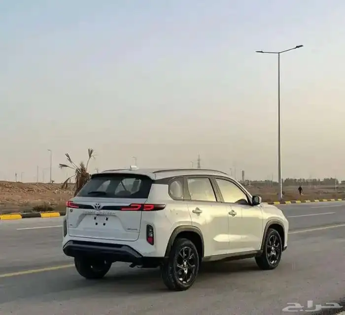 تويوتا أوربان كروزر GL استاندر 2026 باقل الاسعار 1