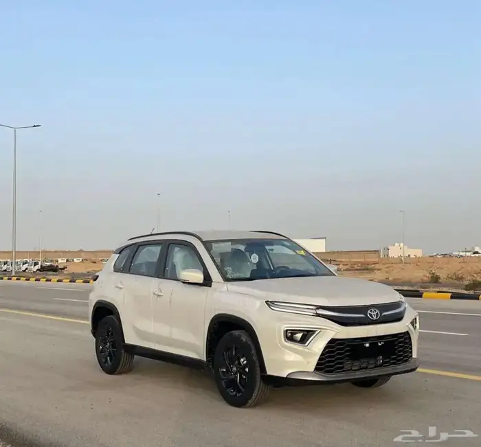 تويوتا أوربان كروزر GL بنزين 2026 7