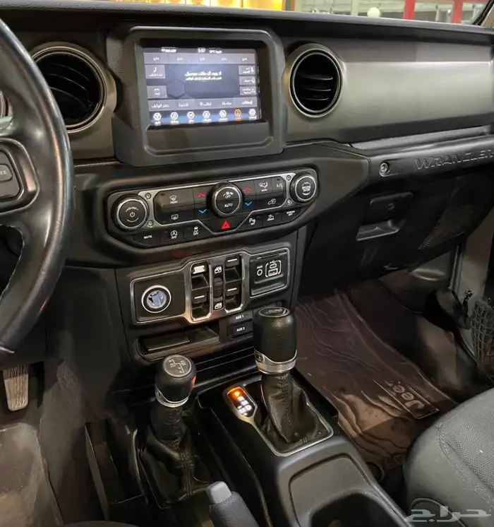 جيب رانجلر اسبورت موديل 2021 على الشرط 8