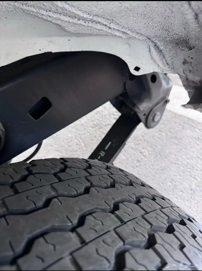 للبيع ربع 2019 بريمي فل كامل شبه الجديد 16