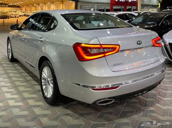 كيا كادينزا استاندر موديل 2015 على الشرط 5