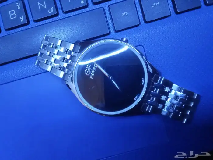 ساعة للبيع 0