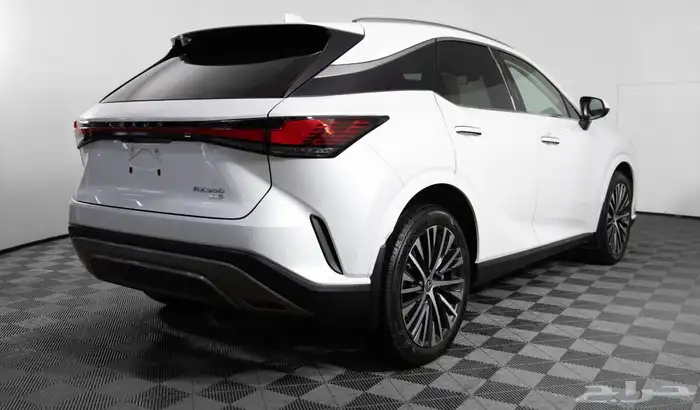 للبيع لكزز RX350 موديل 2023 ممشى قليل جدا وارد كندا 4