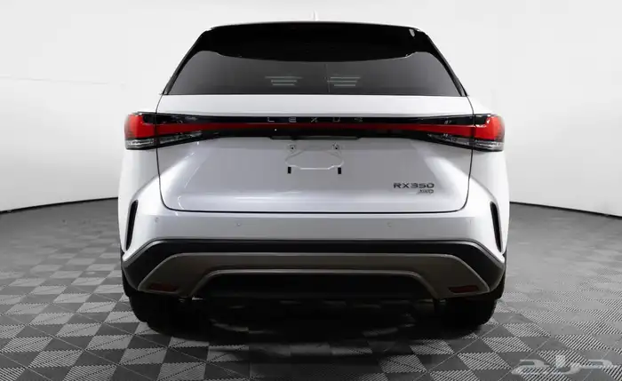 للبيع لكزز RX350 موديل 2023 ممشى قليل جدا وارد كندا 3