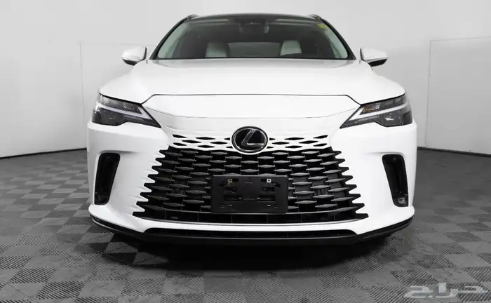 للبيع لكزز RX350 موديل 2023 ممشى قليل جدا وارد كندا 1
