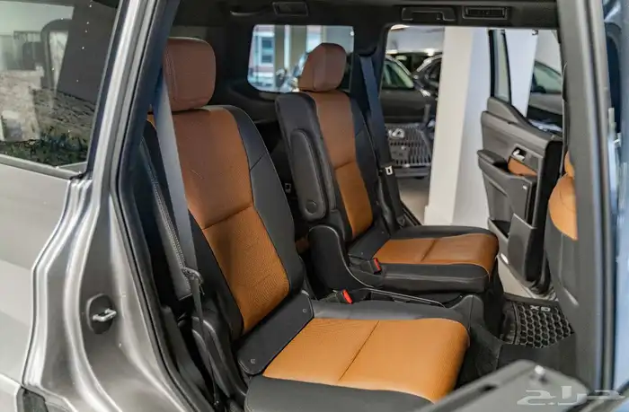 للبيع لكزز GX550 موديل 2024 فل الفل الفل وارد كندا 13