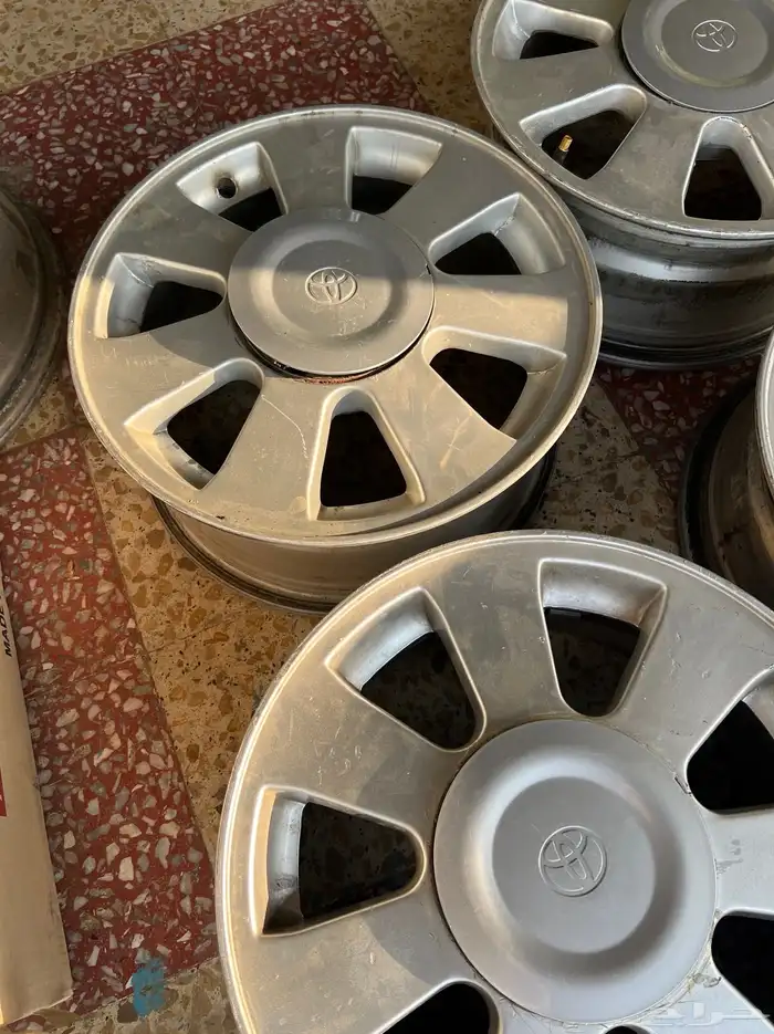 جنوط كامري كامله مع غطيان اصلي 2005 7