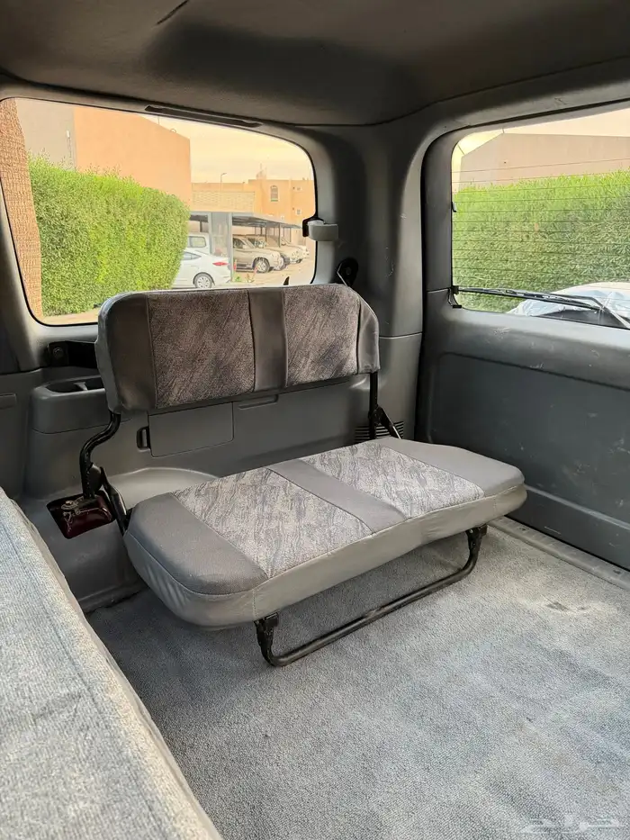 لاندكروزر 1999 قير عادي (عنابي) ممشى قليل 56