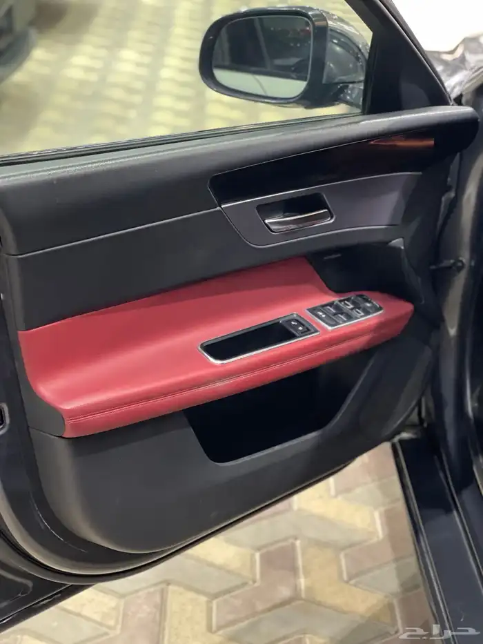 جاكور XF سعودي 2016 عداد 92 الف V6 9