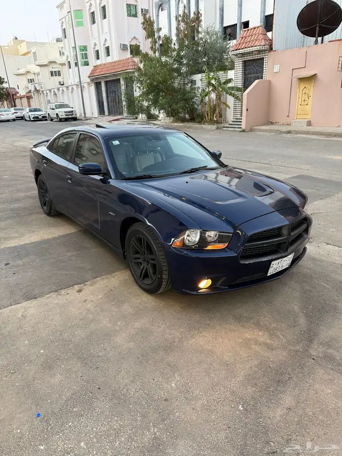 دودج تشارجر 8 سلندر 2