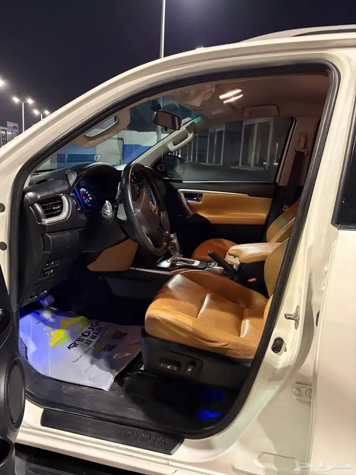 فورتشنر 2017 فل كامل ممشى 190 الف مشدود من والى 15