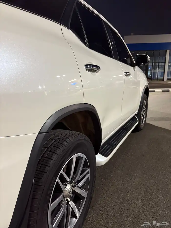 فورتشنر 2017 فل كامل ممشى 190 الف مشدود من والى 17