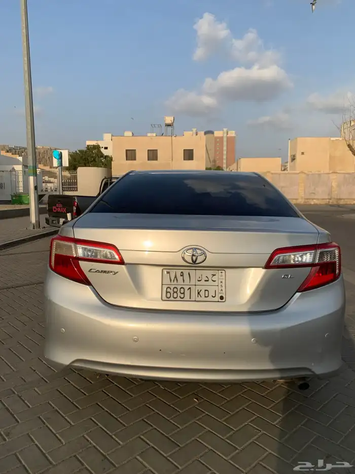 السياره نظيفه وعلى الفحص واستبنة وكاله مع كتلوجاتها 4