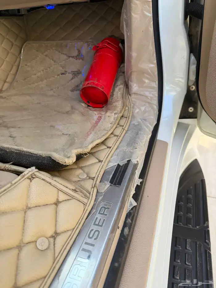 لاندكروزر جكسار 2015 بريمي 8 سرندل ممشى قليل 40