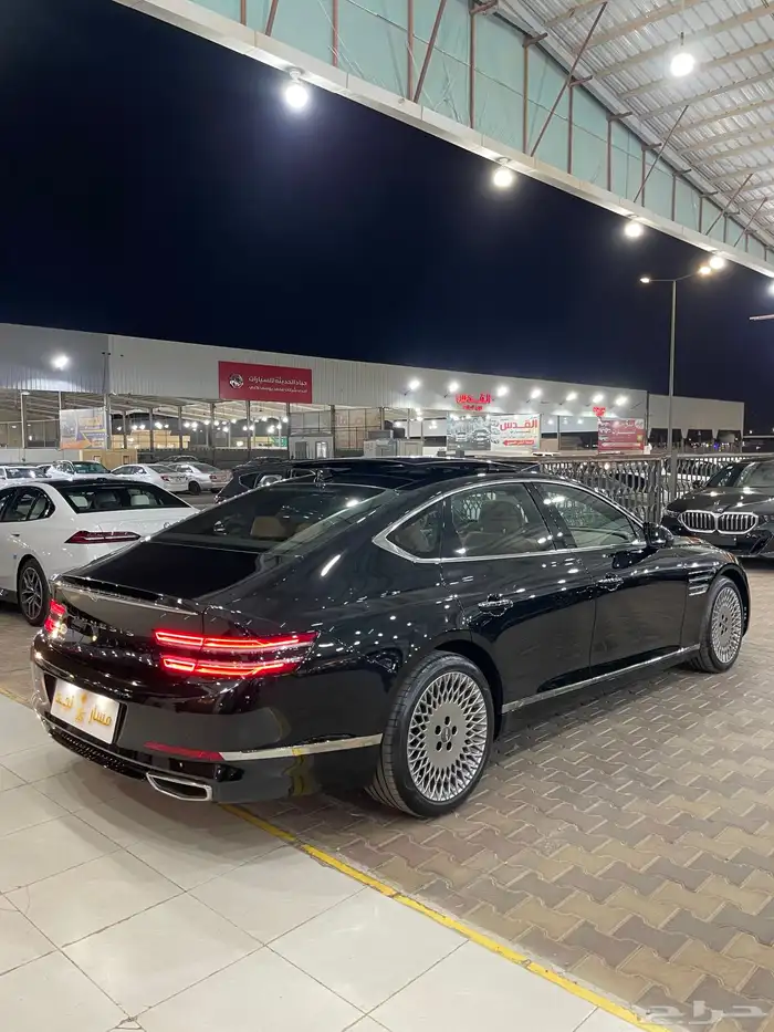 جنسس G80 موديل 2021 رويال 8