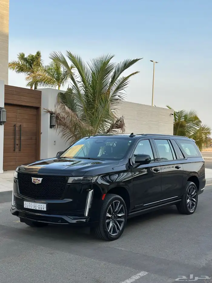 اسكاليد 2021 بلاتينيوم (أعلى فئه) 4