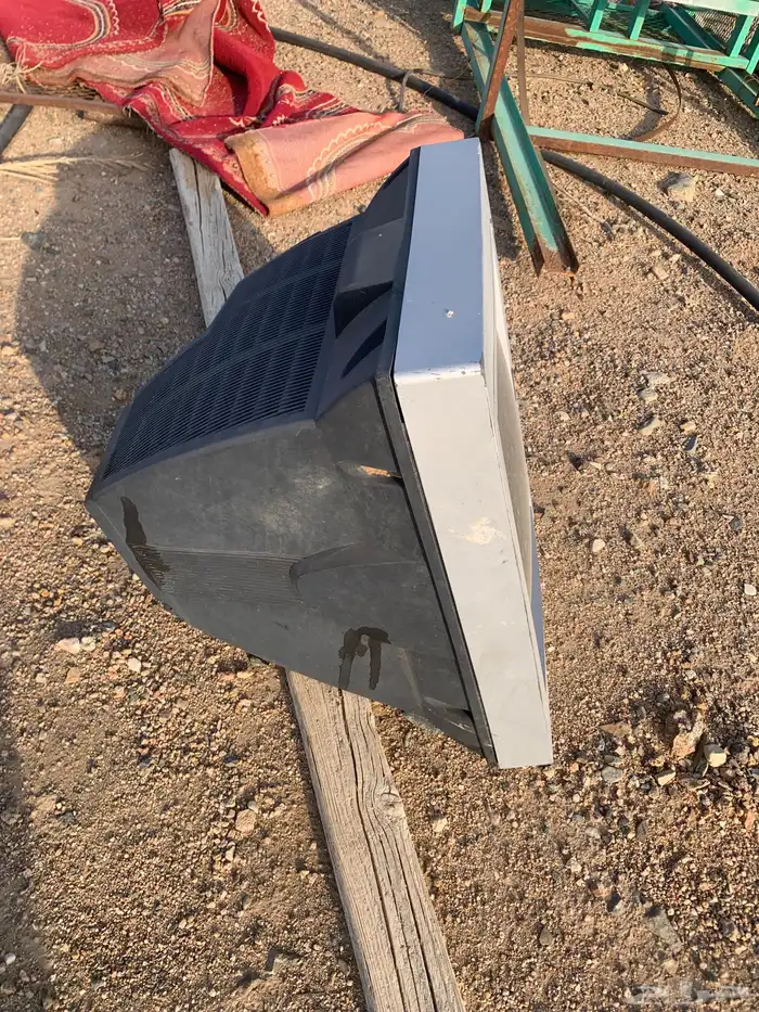 السلام عليكم يوجد عندي اغراض للبيع 5