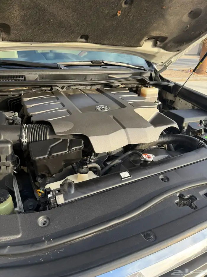 لاندكروزر جكسار 2015 بريمي 8 سرندل ممشى قليل 37