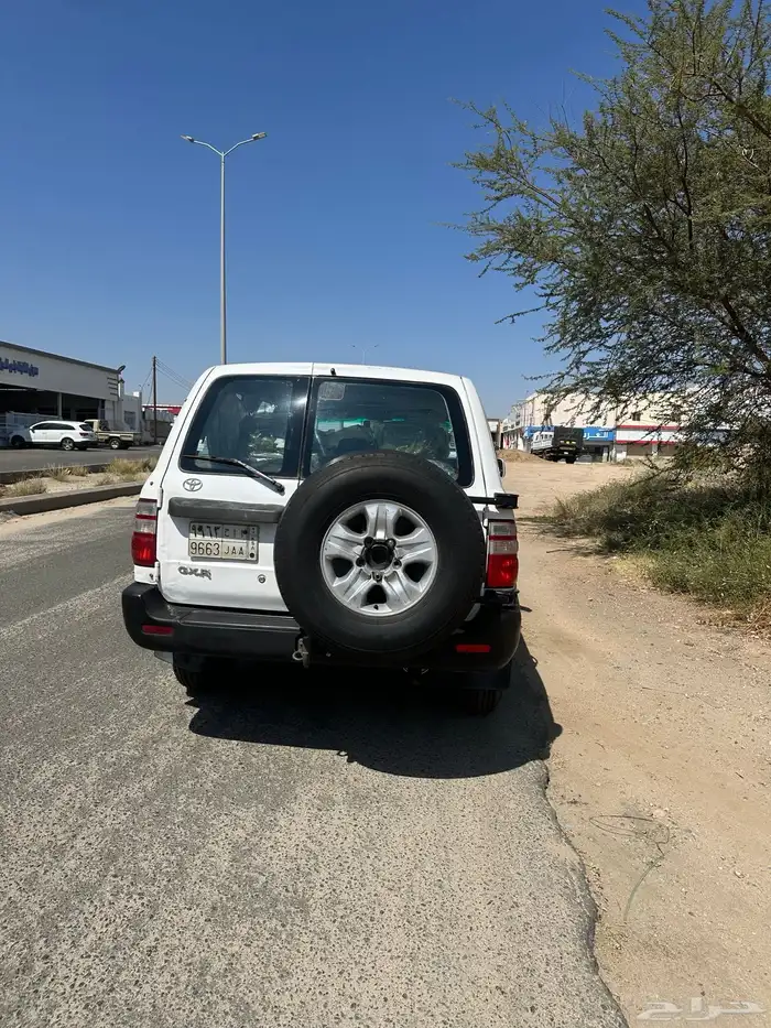 لاندكروزر فل كامل دفلك موتر طيب جداا للمستخم 23