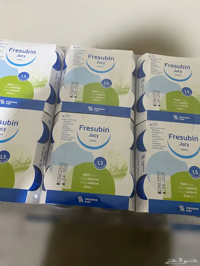 متوفر 3 كرآتين عصير بنكهة التفاح مكمل غذآئيي . الكرتون ب 30 1