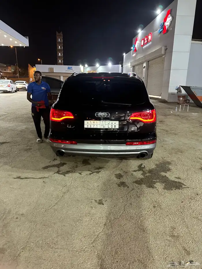 اودي Q7 2010تظيف 14