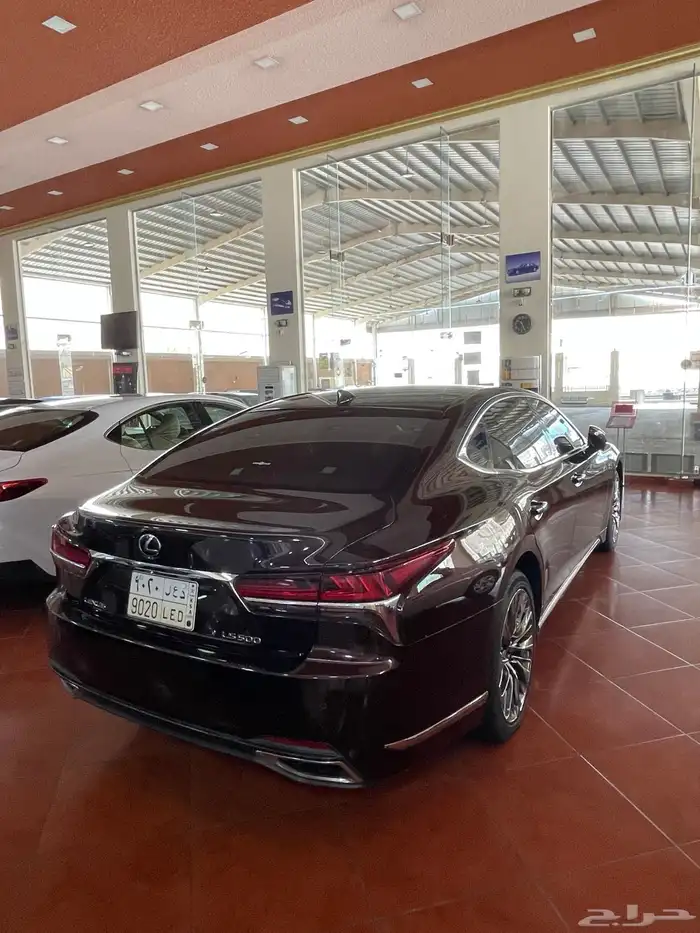 لكزس LS500 - بنزين - 2018 4