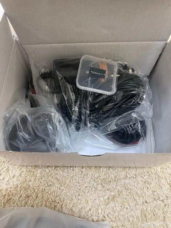 داش كام 4K HD ثلاث كاميرات جديد لم يستخدم بجميع اغراضه 2