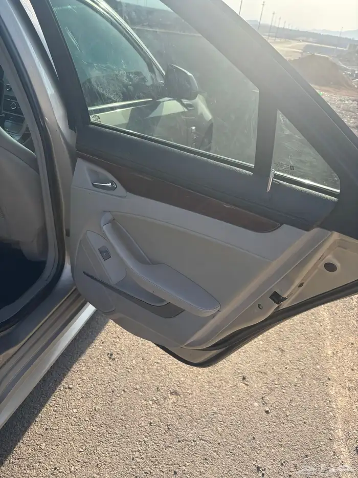 كاديلاك cts 2013 9