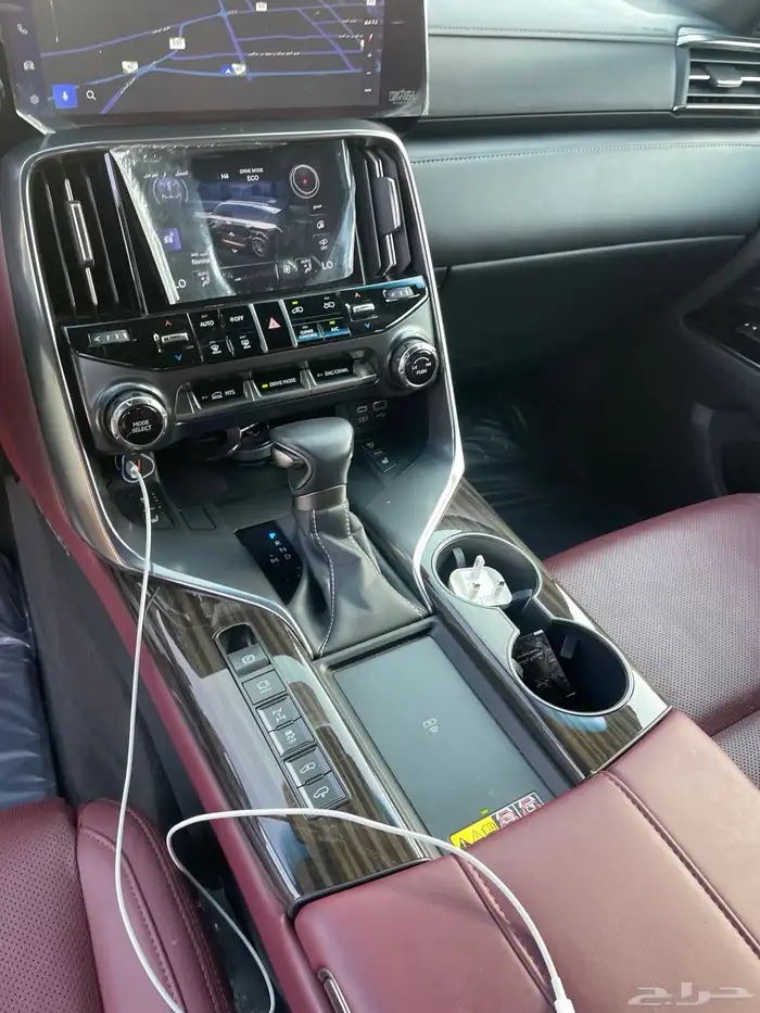 للبيع جيب لكزس 2024 BB سعودي 15