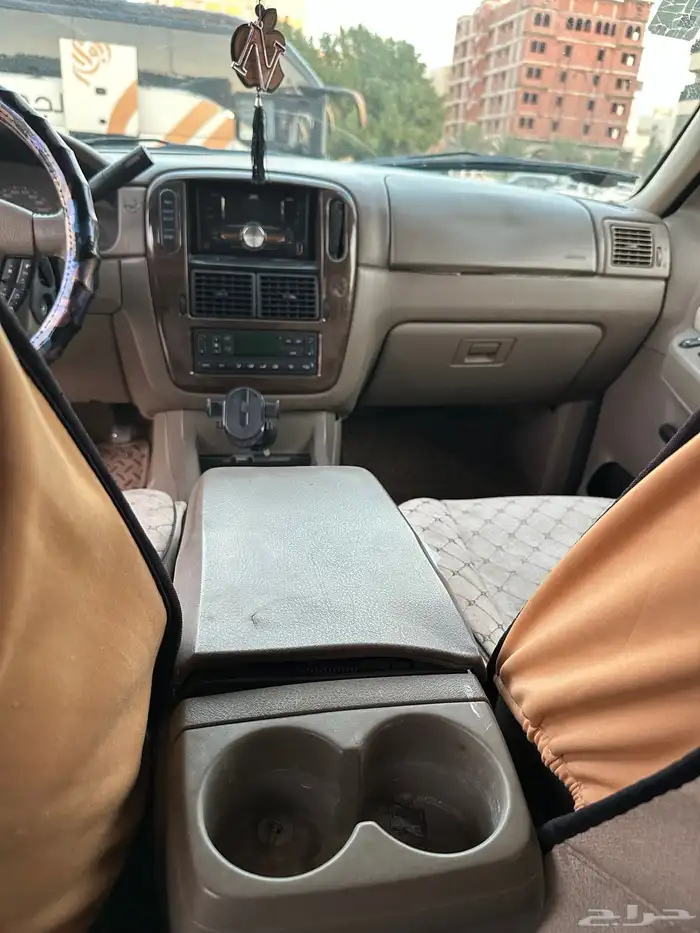 اكسبلورا 2005 8