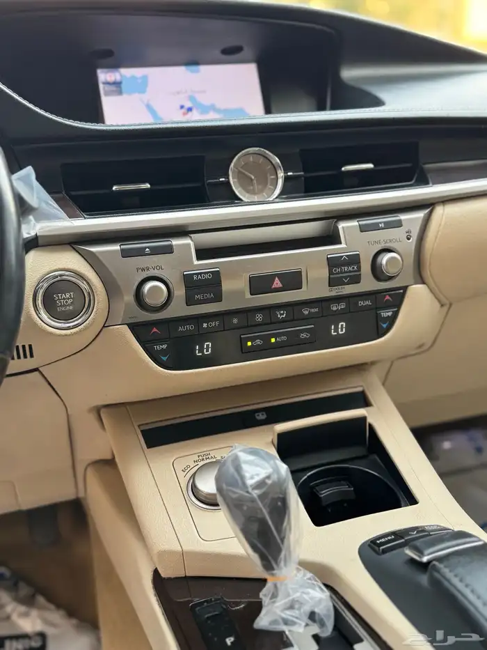 لكزس ES 2103 نص فل محركات وبدي وكاله شرط 9