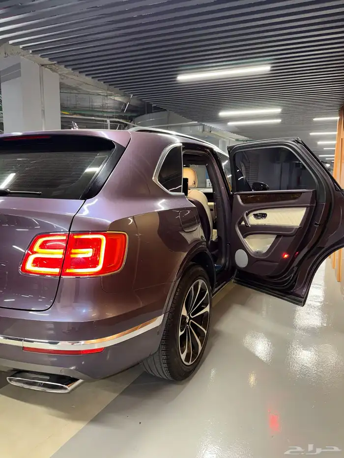 بنتلي بنتياقا 11