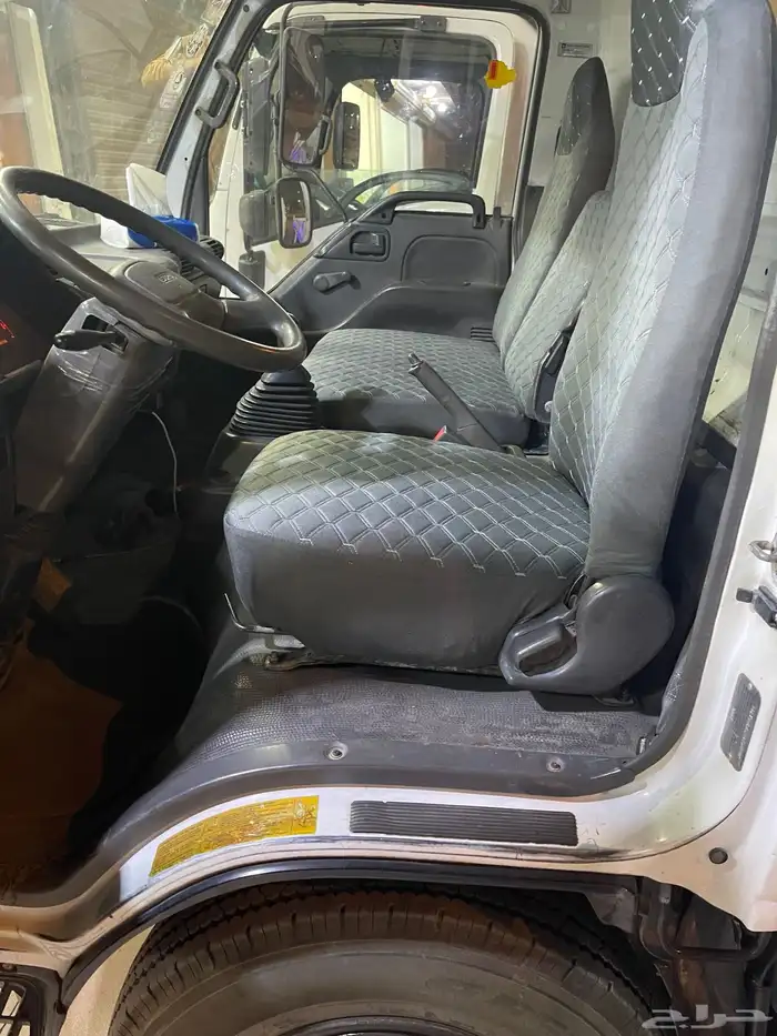 دنا ايسوزو شبه مخزنه موديل 2000 طرمبة كبيره كل شي على الشرط 39