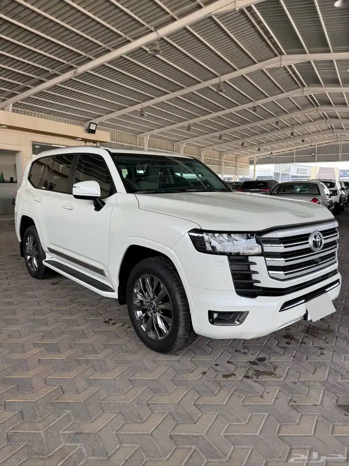 تويوتا جي اكس أر L2 موديل 2025 سعودي 7