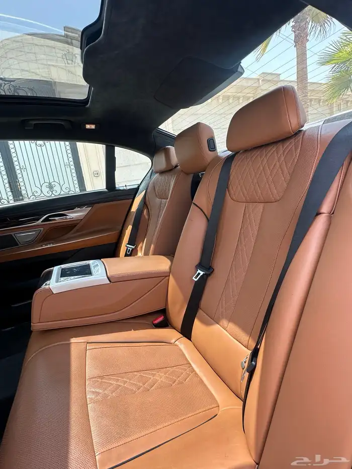 بي ام دبليو Li 740 2018 سعودي الناغي للسيارات 16